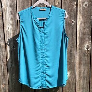 Gaharu teal sleeveless top size large